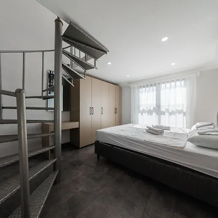 Dorado * Aksu (Antalya)